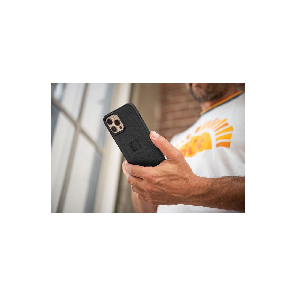 Peak Design Everyday Case Fabric etui iPhone 13 Pro (grafitowy)