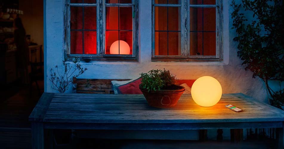 Zdjęcie do “Eve Flare - Przenośna lampka LED”.