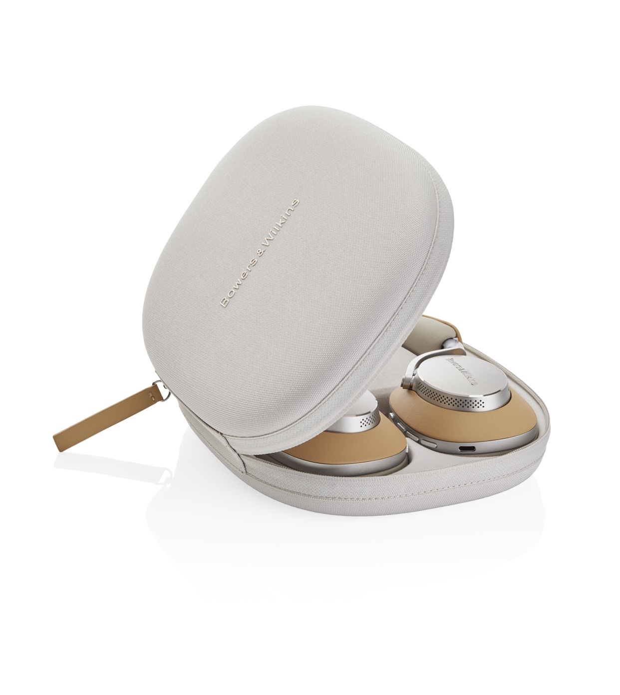 Zdjęcie do “Bowers & Wilkins PX8 Tan - słuchawki nauszne”.