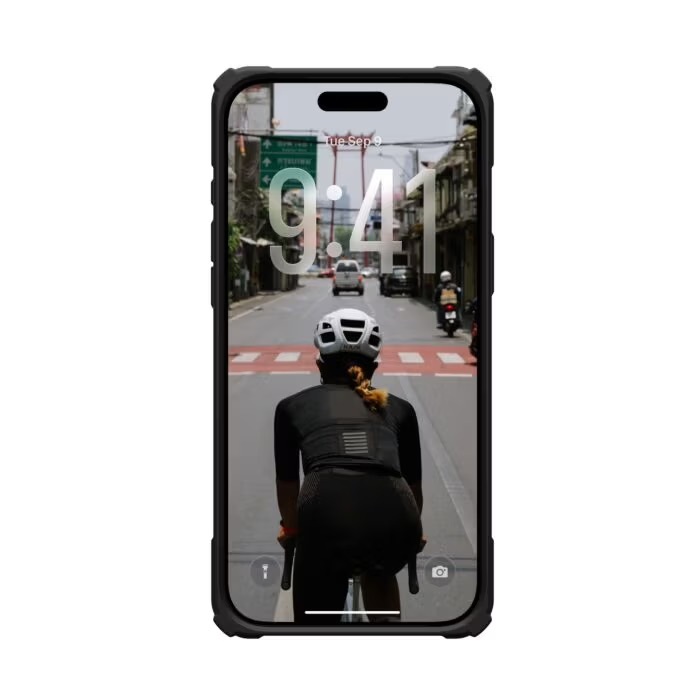 Zdjęcie do “UAG Plasma XTE MagSafe czarno-pomarańczowy - etui iPhone 17 Pro Max”.