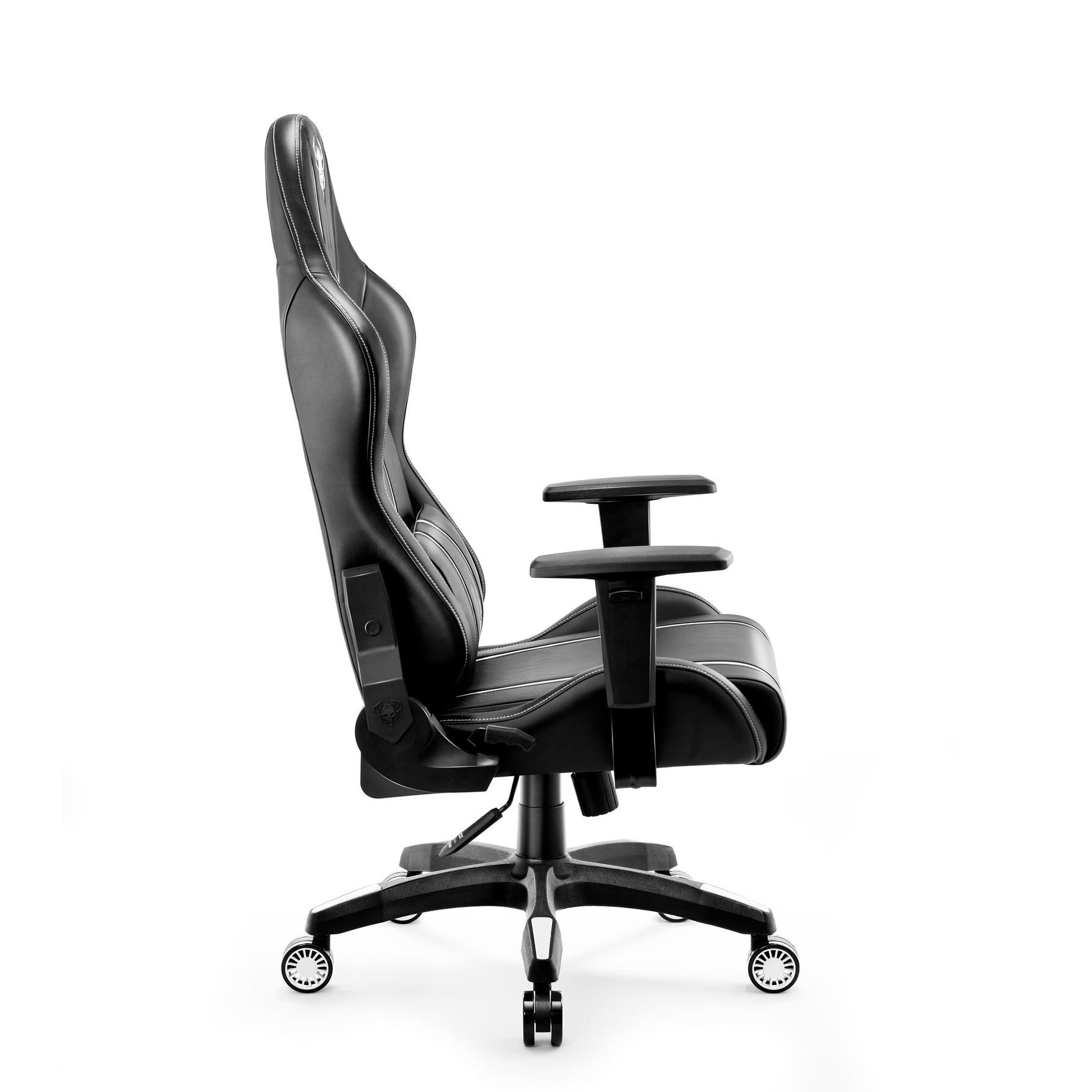 Zdjęcie do “Diablo Chairs X-One 2.0 Normal Size czarno-biały - fotel gamingowy”.