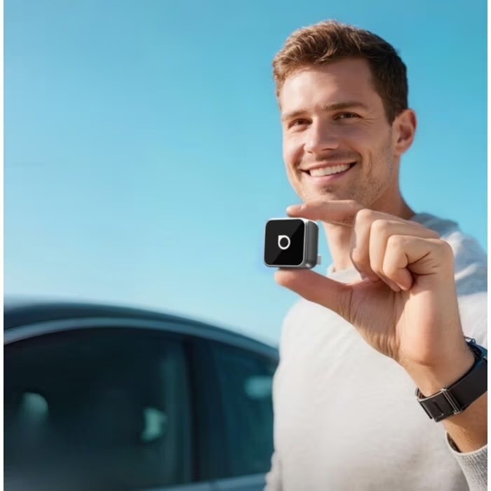 Zdjęcie do “Ottocast CA88-T2 Mini Cube CarPlay Bluetooth szary - Adapter samochodowy”.