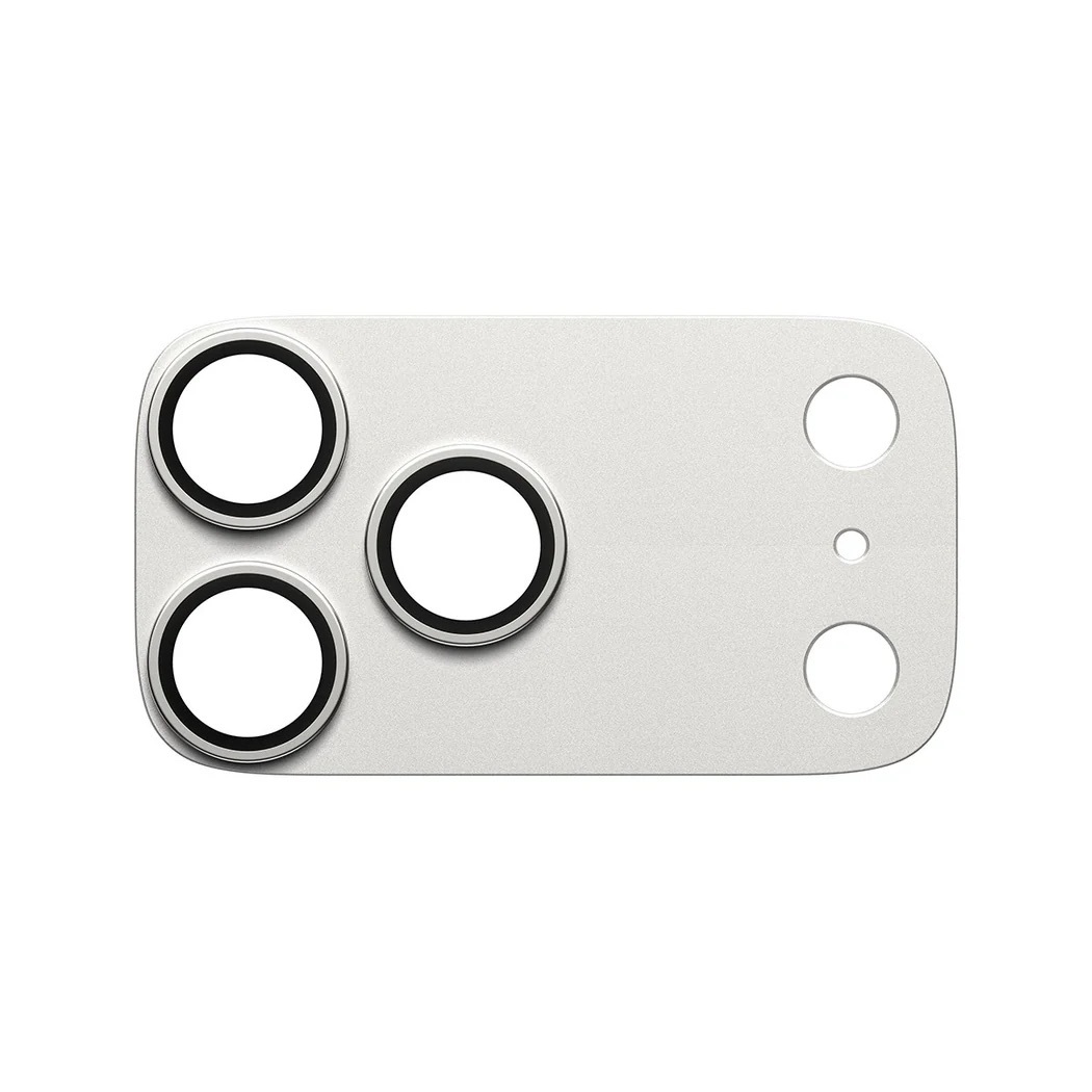 Zdjęcie do “PanzerGlass Fender Camera Protector srebrny - szkło ochronne na kamerę iPhone 17 Pro Max”.