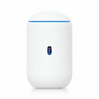 Zdjęcie do “Ubiquiti Desktop 10G Cloud Gateway - Ruter”.