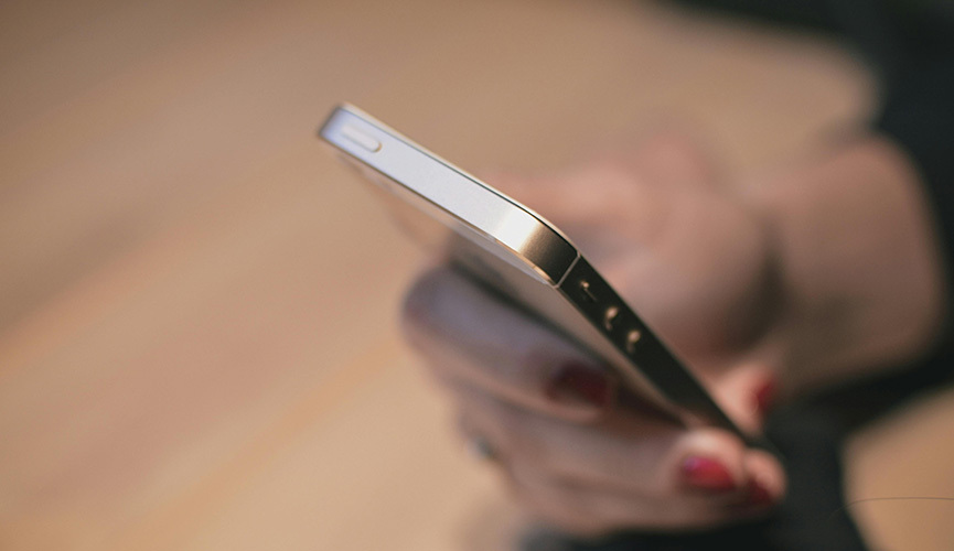 Zdjęcie do “Jak wyciszyć iPhone?”.