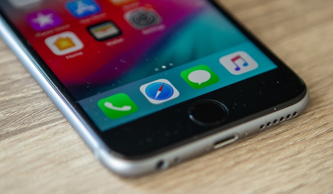 Jak wydłużyć żywotność baterii w iPhonie? Sprawdzone sposoby!