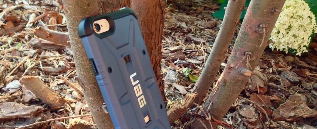 Obudowy UAG dla iPhone’a i iPada.