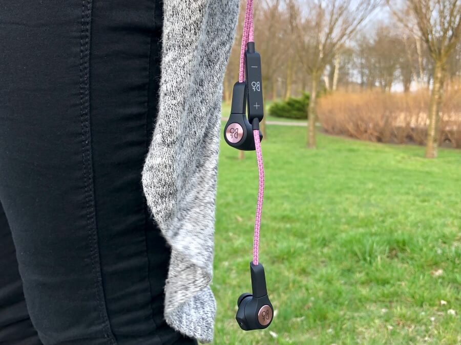 Bang_Olufsen_H5_-_-_różowe